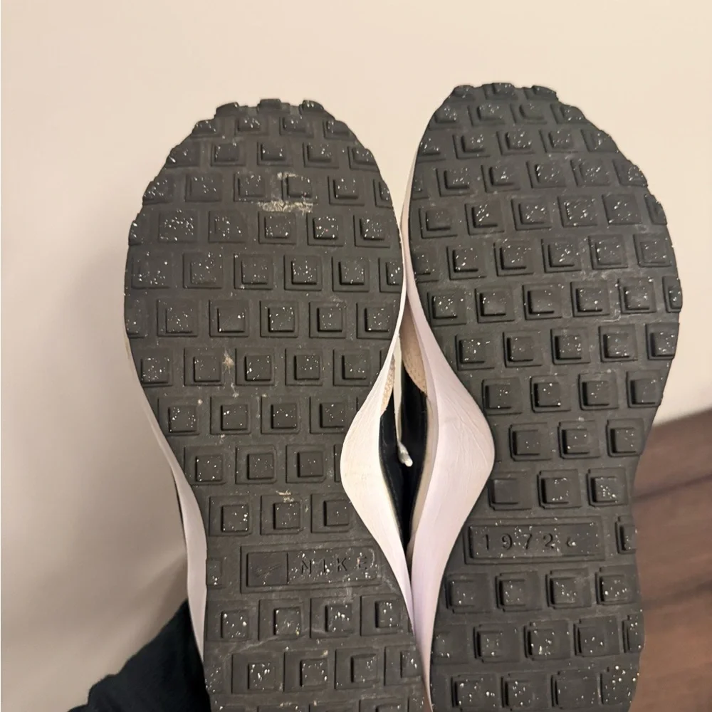 Nike Waffle Debut Sneakers – Women’s 8